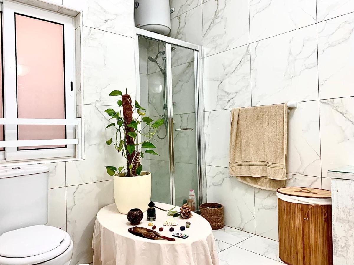 Private Bedroom With Balcony In A Shared Apartment At The Bay Of كْسْليندي المظهر الخارجي الصورة